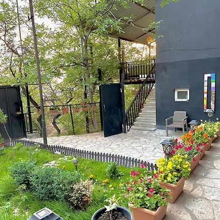Cosy Studio With Beautiful Garden Erevan Exterior foto